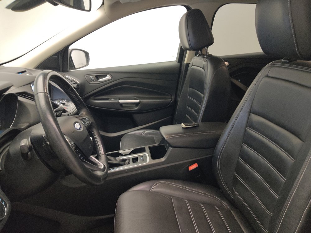 Used 2017 Ford Escape Titanium image 17