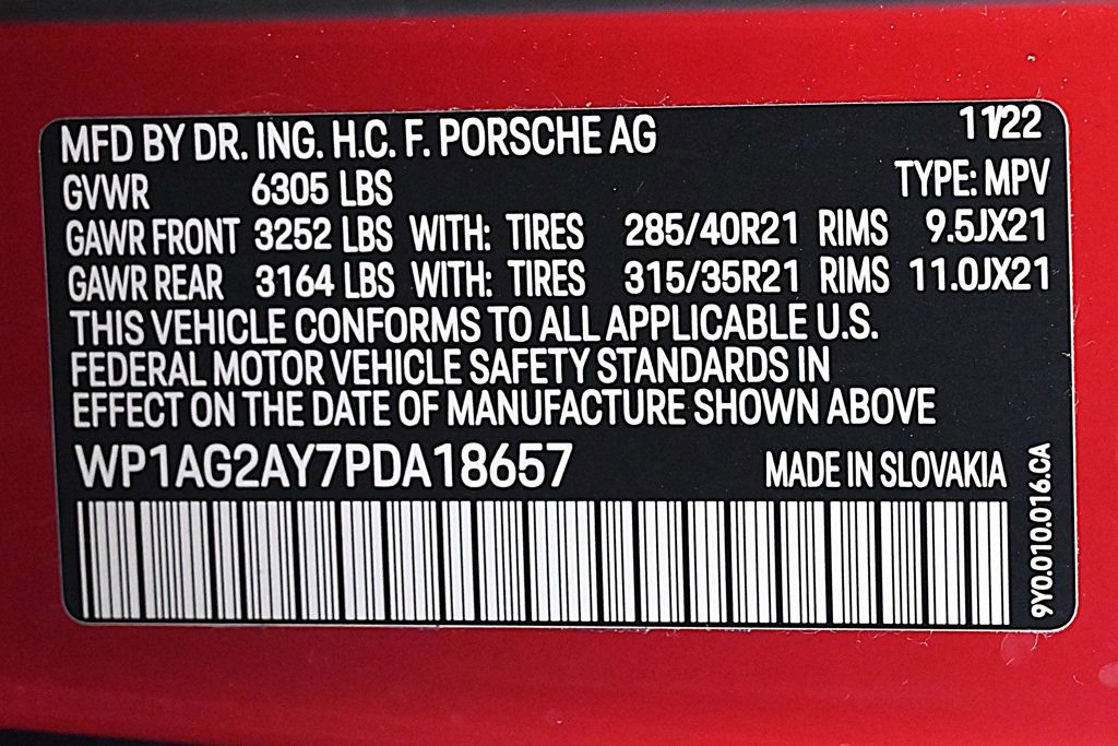 Certified 2023 Porsche Cayenne GTS image 28