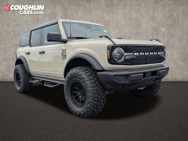 New 2026 Ford Bronco Big Bend w/ Black Appearance Package AWD/4WD 360° Tour