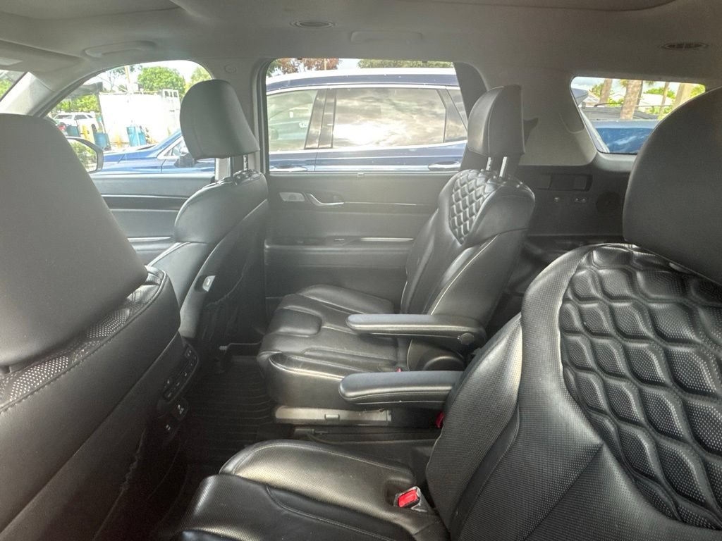Used 2022 Hyundai Palisade Limited FWD image 22