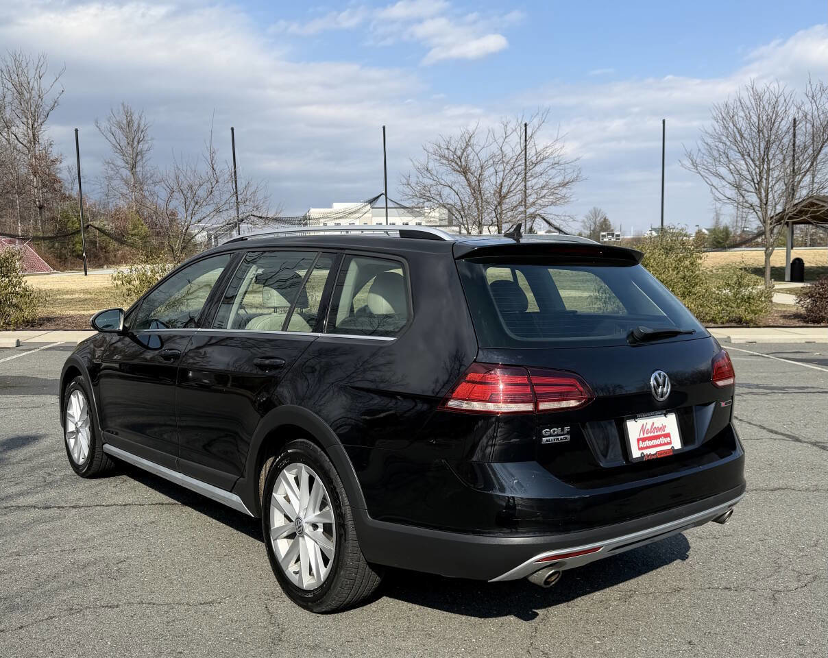 Used 2019 Volkswagen Golf Alltrack S image 3
