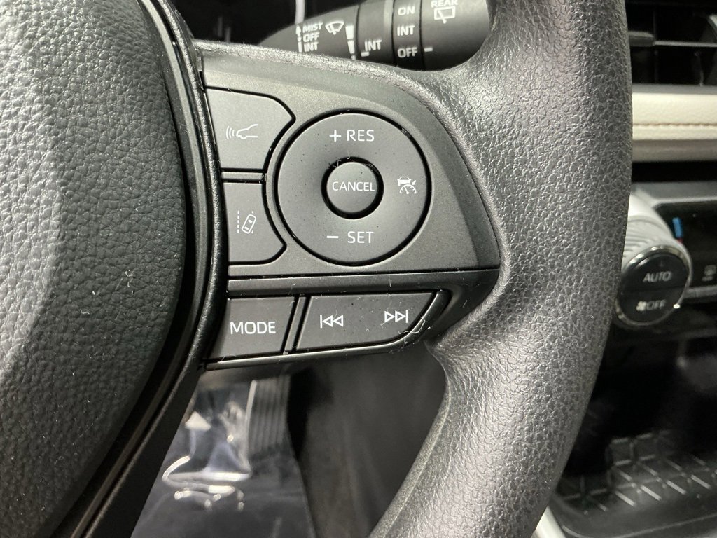 Used 2024 Toyota RAV4 XLE image 12