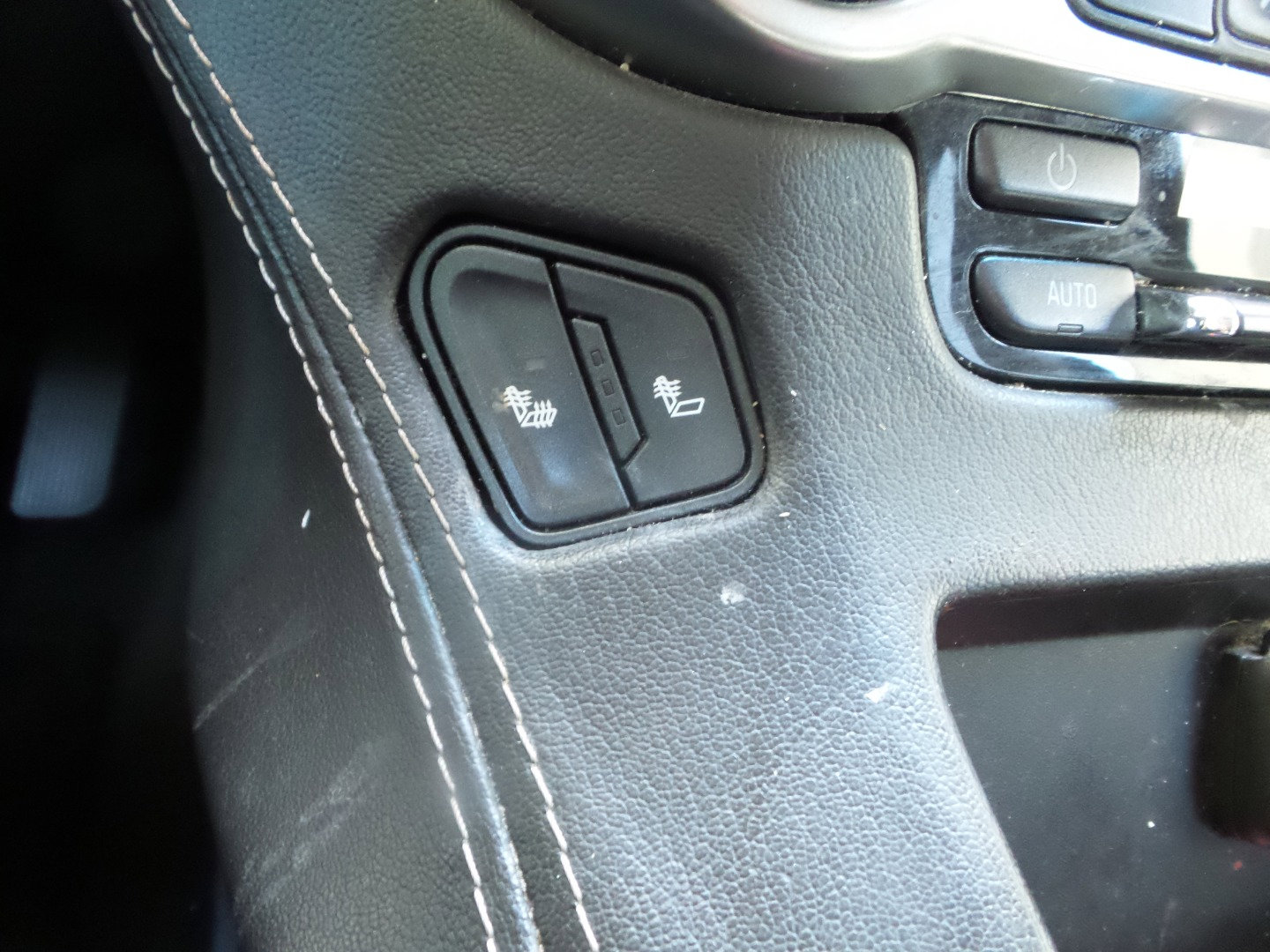 Used 2015 Chevrolet Tahoe LT image 59