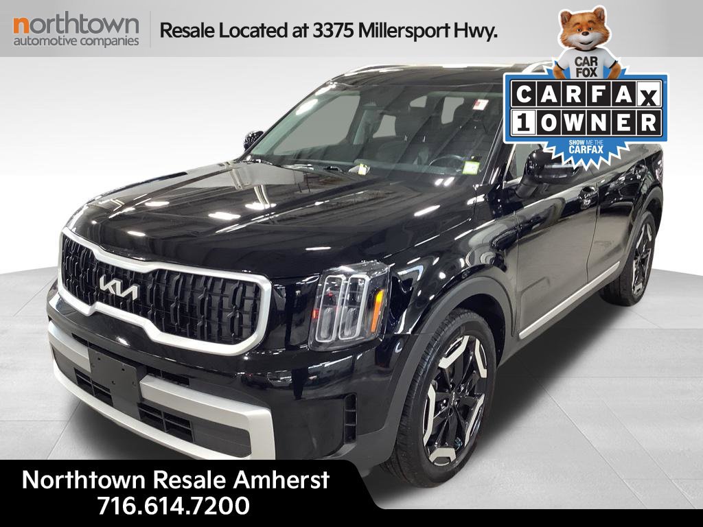 Used 2024 Kia Telluride EX w/ EX Captain's Chair Package AWD/4WD image 1