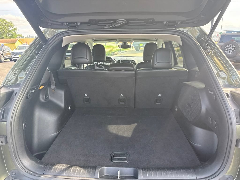 Used 2020 Jeep Cherokee Limited AWD/4WD image 28