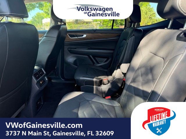 Certified 2024 Volkswagen Atlas SE FWD image 12