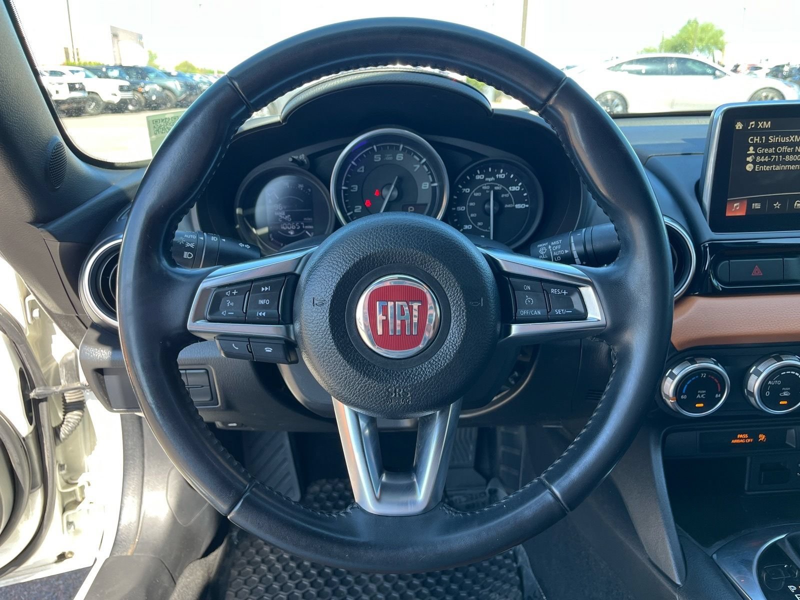 Used 2017 FIAT 124 Spider Lusso RWD image 15