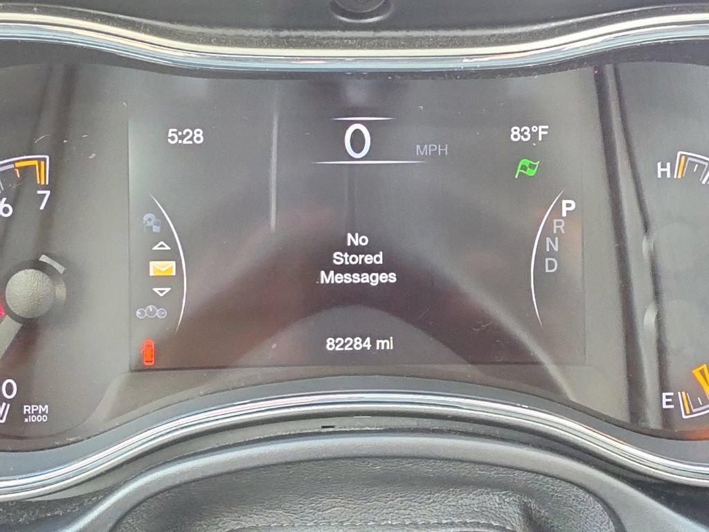 Used 2018 Jeep Grand Cherokee Limited AWD/4WD image 14