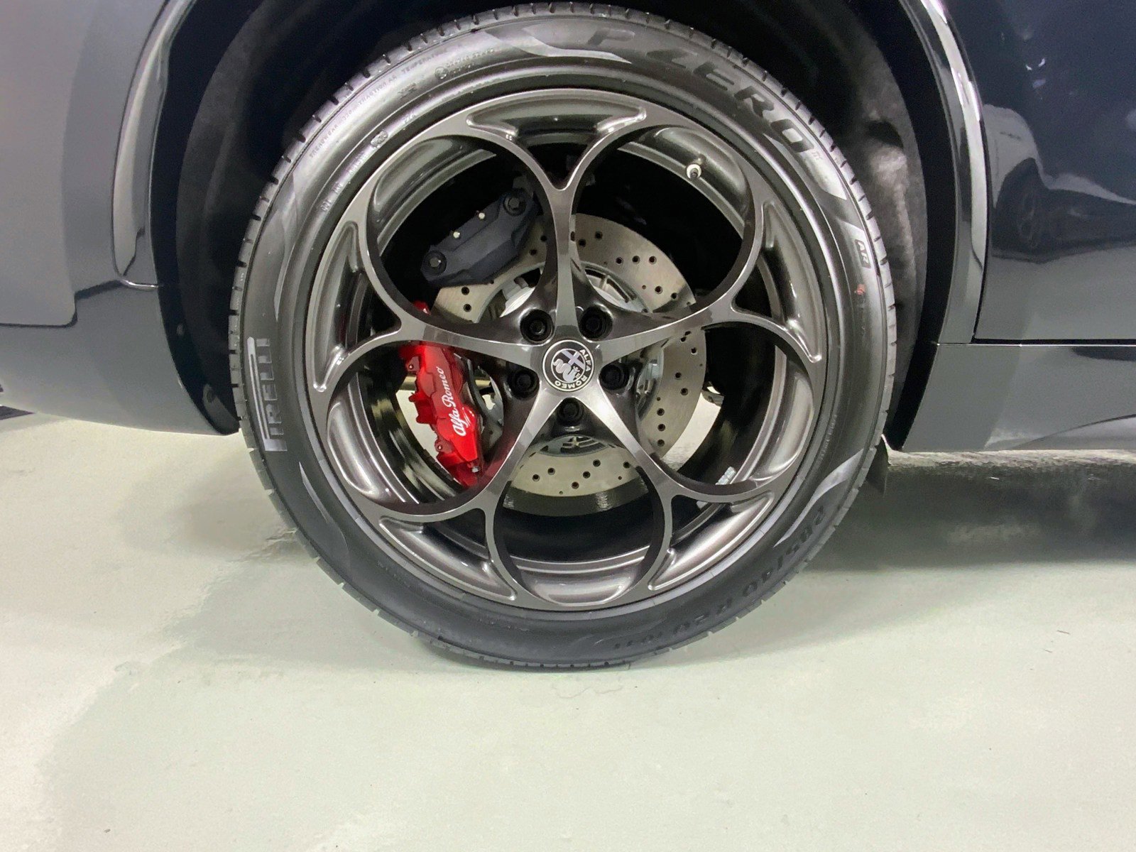 Used 2024 Alfa Romeo Stelvio Quadrifoglio w/ Active Assist Plus Package image 4