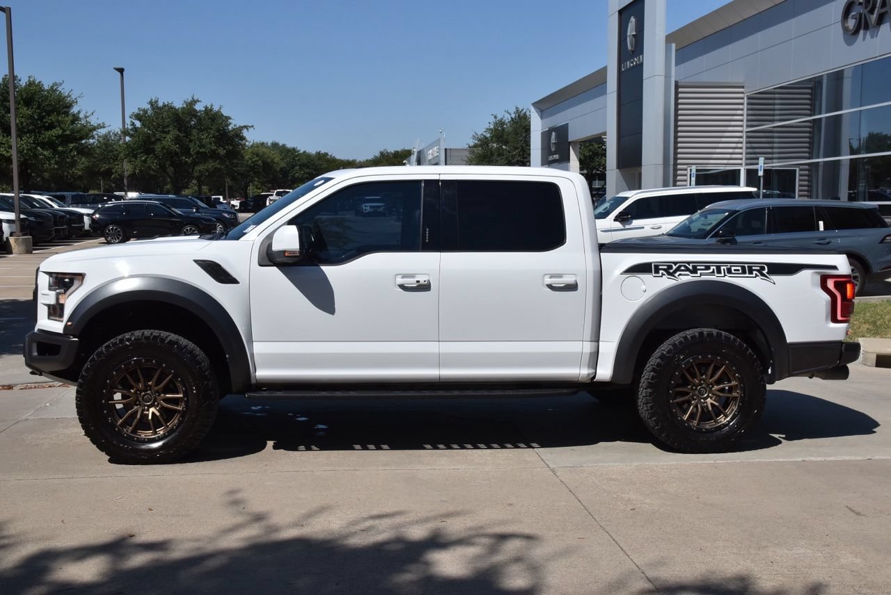 Used 2019 Ford F150 Raptor w/ Equipment Group 802A Luxury AWD/4WD image 12