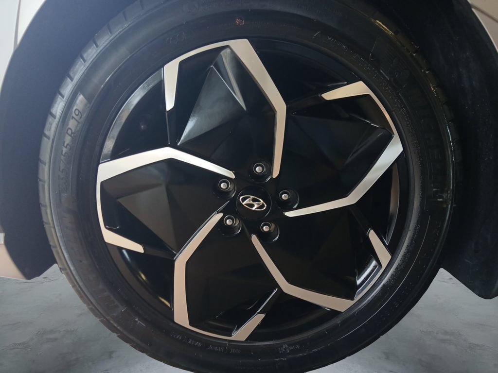 Used 2023 Hyundai Ioniq 5 Limited w/ Cargo Package RWD image 14