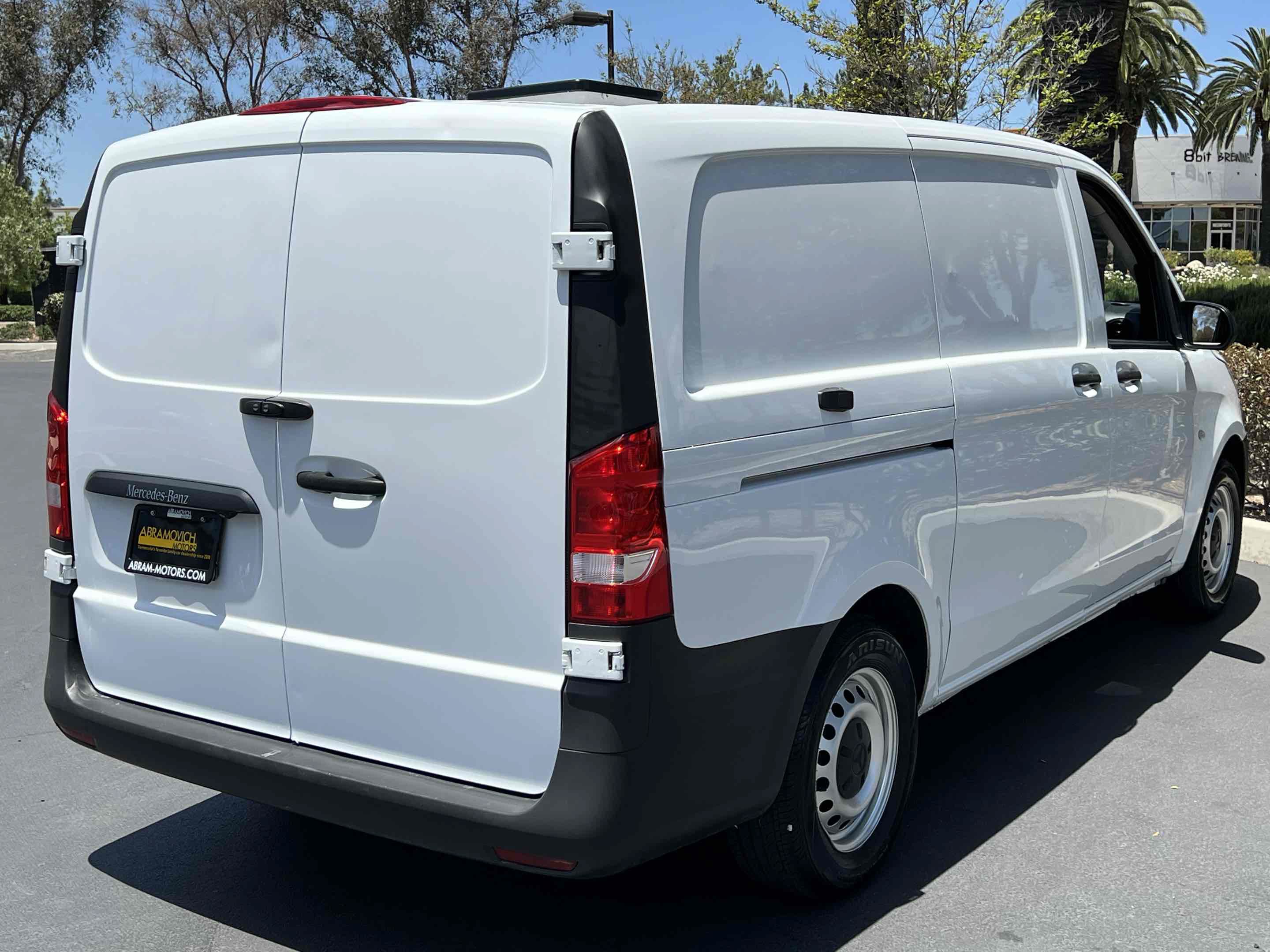 Used 2022 Mercedes-Benz Metris image 26