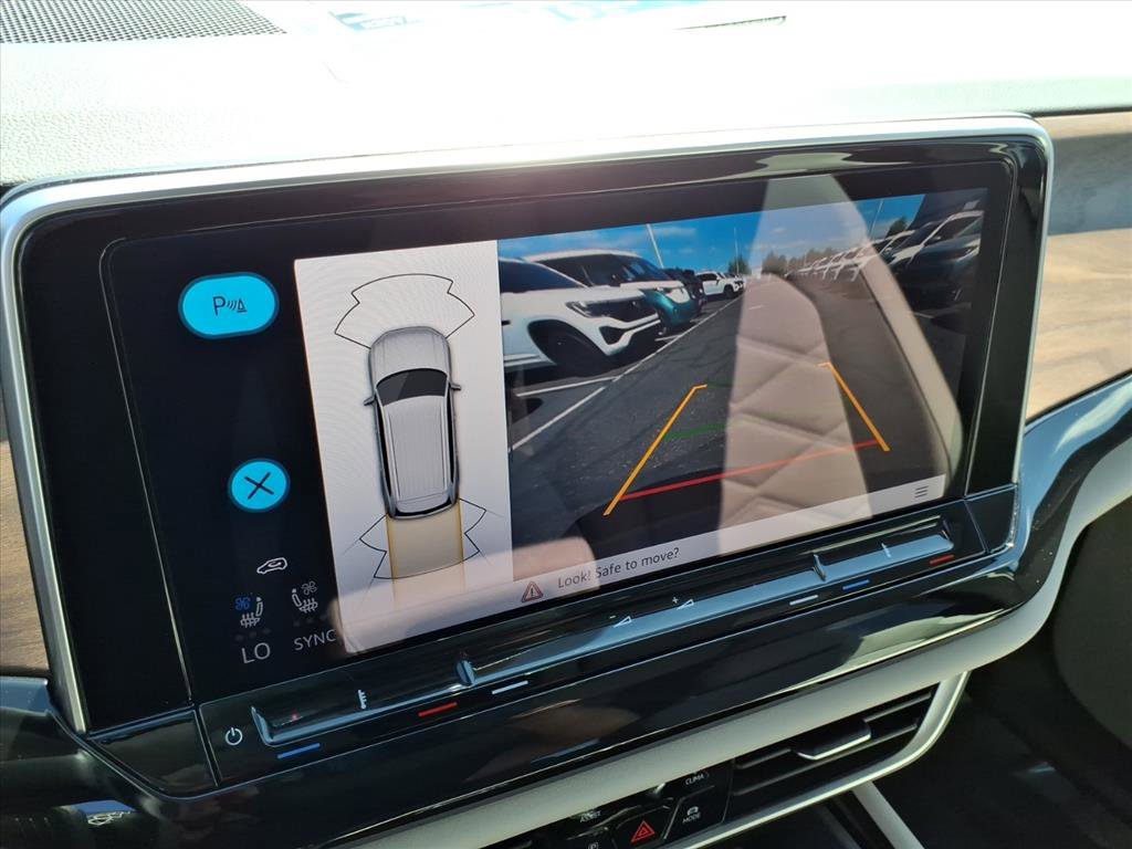 New 2026 Volkswagen Atlas SE image 18