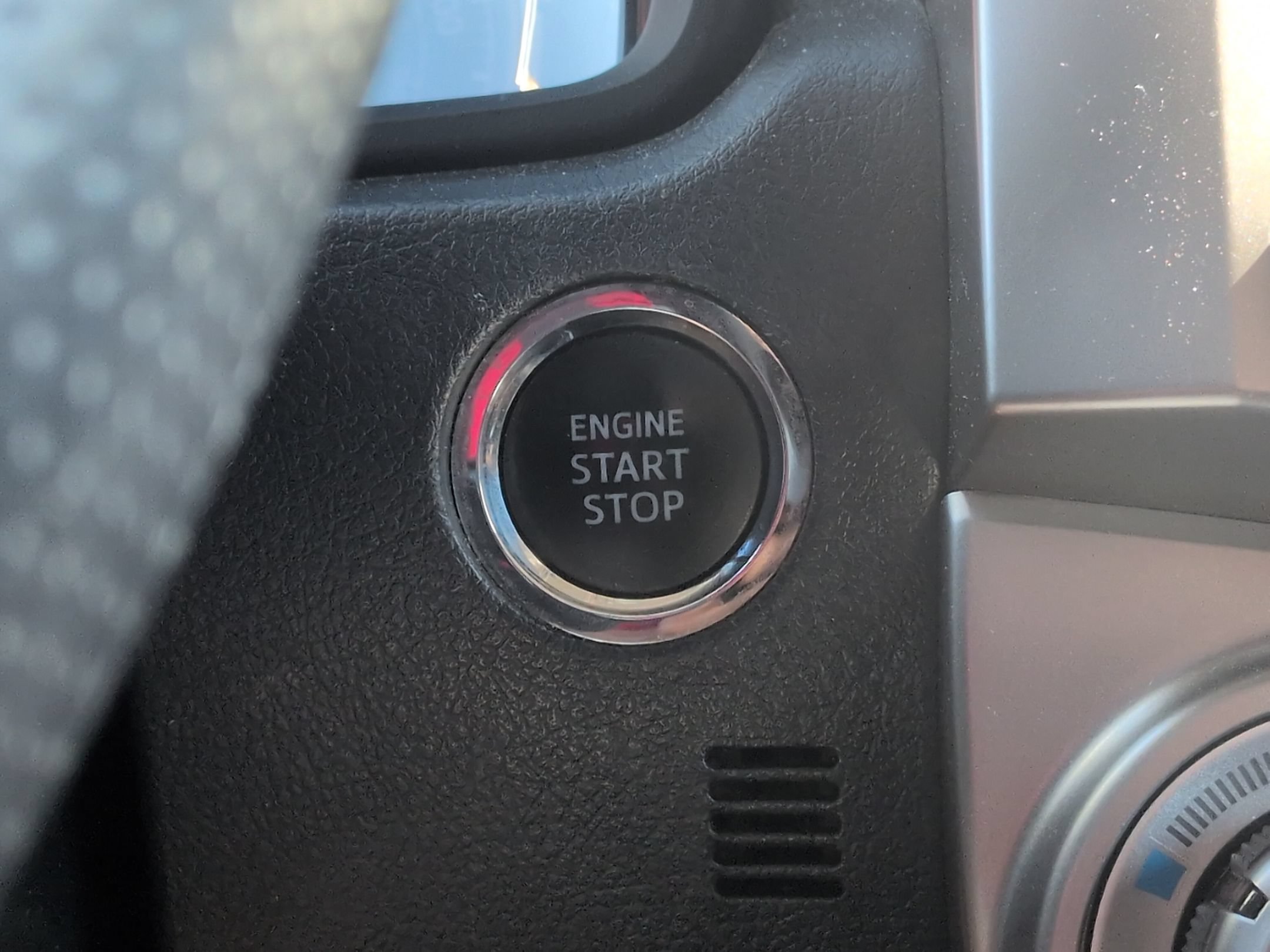 Used 2020 Toyota 4Runner Limited AWD/4WD image 28