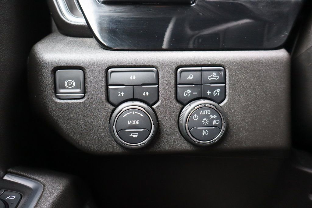 Used 2025 Chevrolet Silverado 2500 LT w/ All Star Edition image 13