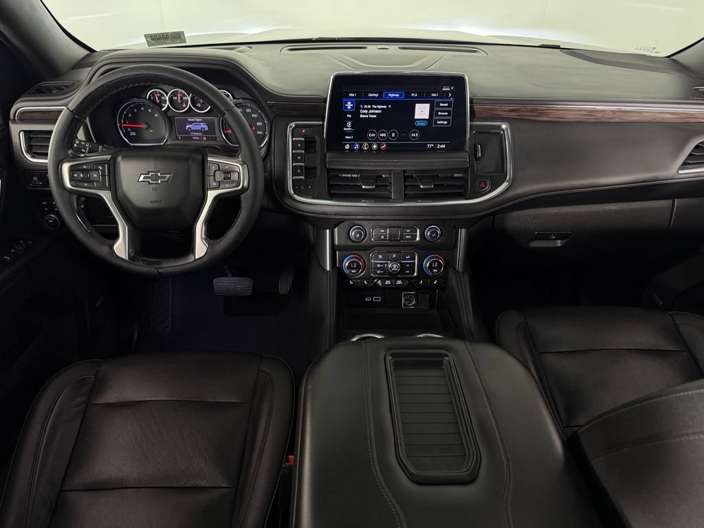 Used 2021 Chevrolet Suburban Z71 AWD/4WD image 11
