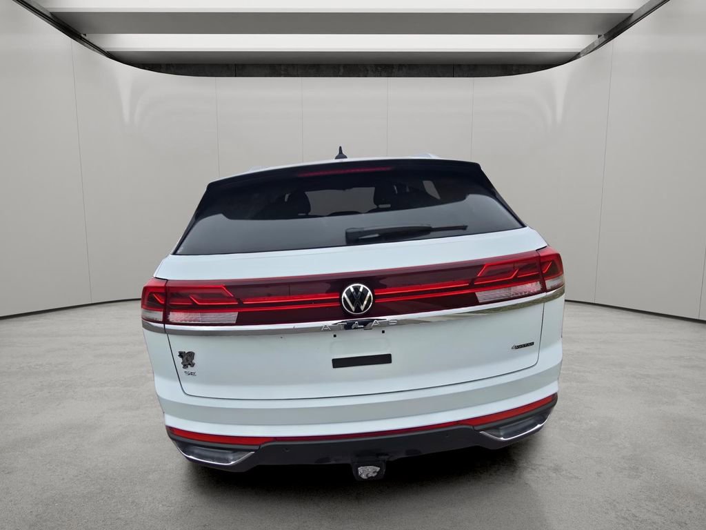 Used 2024 Volkswagen Atlas Cross Sport SE image 4