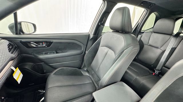 Certified 2025 Subaru Forester Touring AWD/4WD image 15