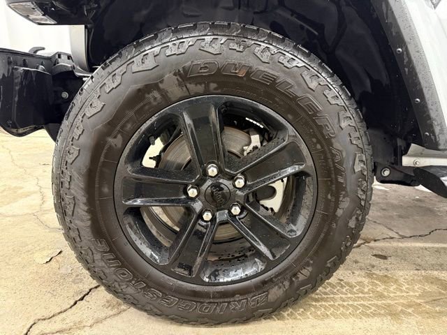 Used 2023 Jeep Wrangler Altitude image 27