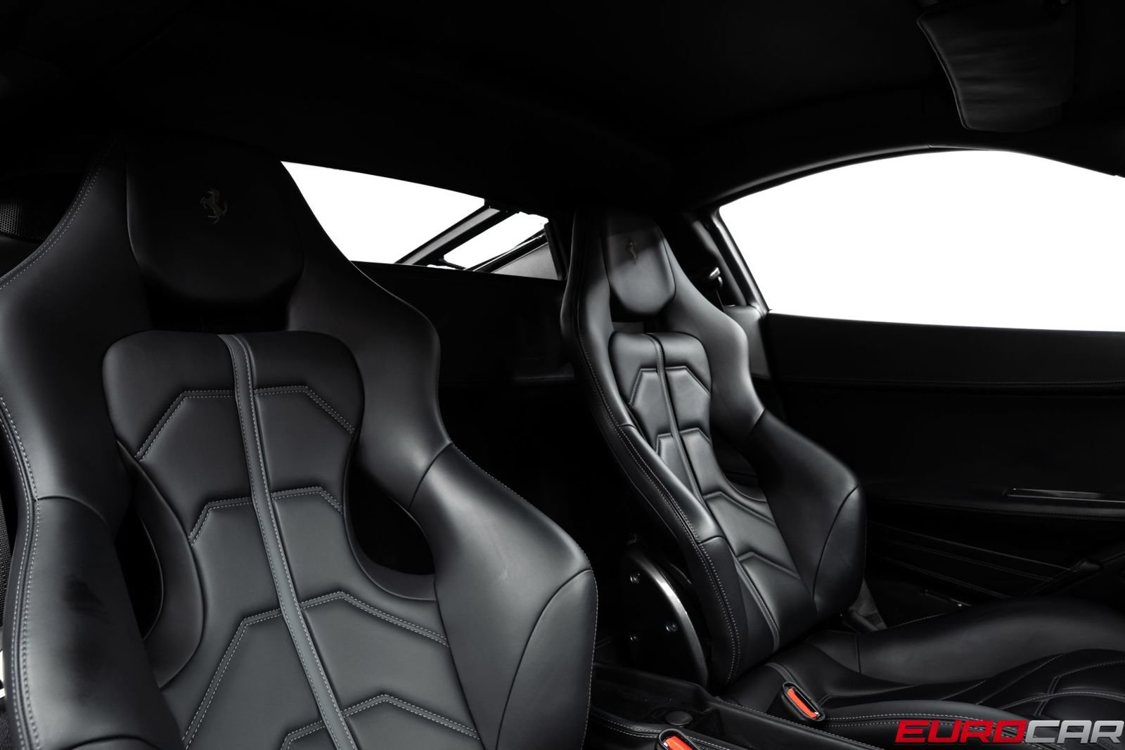 Used 2014 Ferrari 458 Italia Coupe RWD image 39