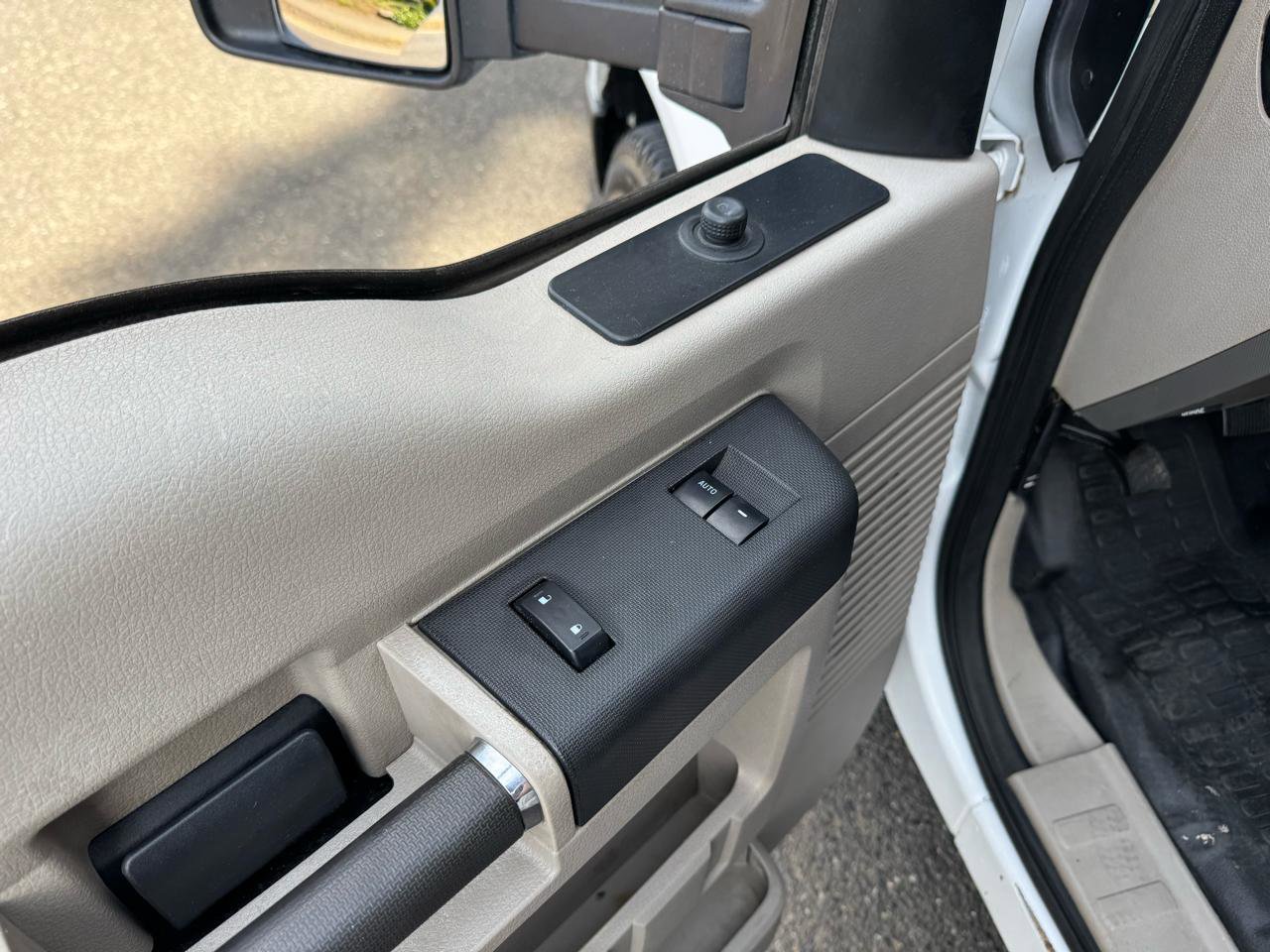 Used 2010 Ford F350 XL RWD image 26