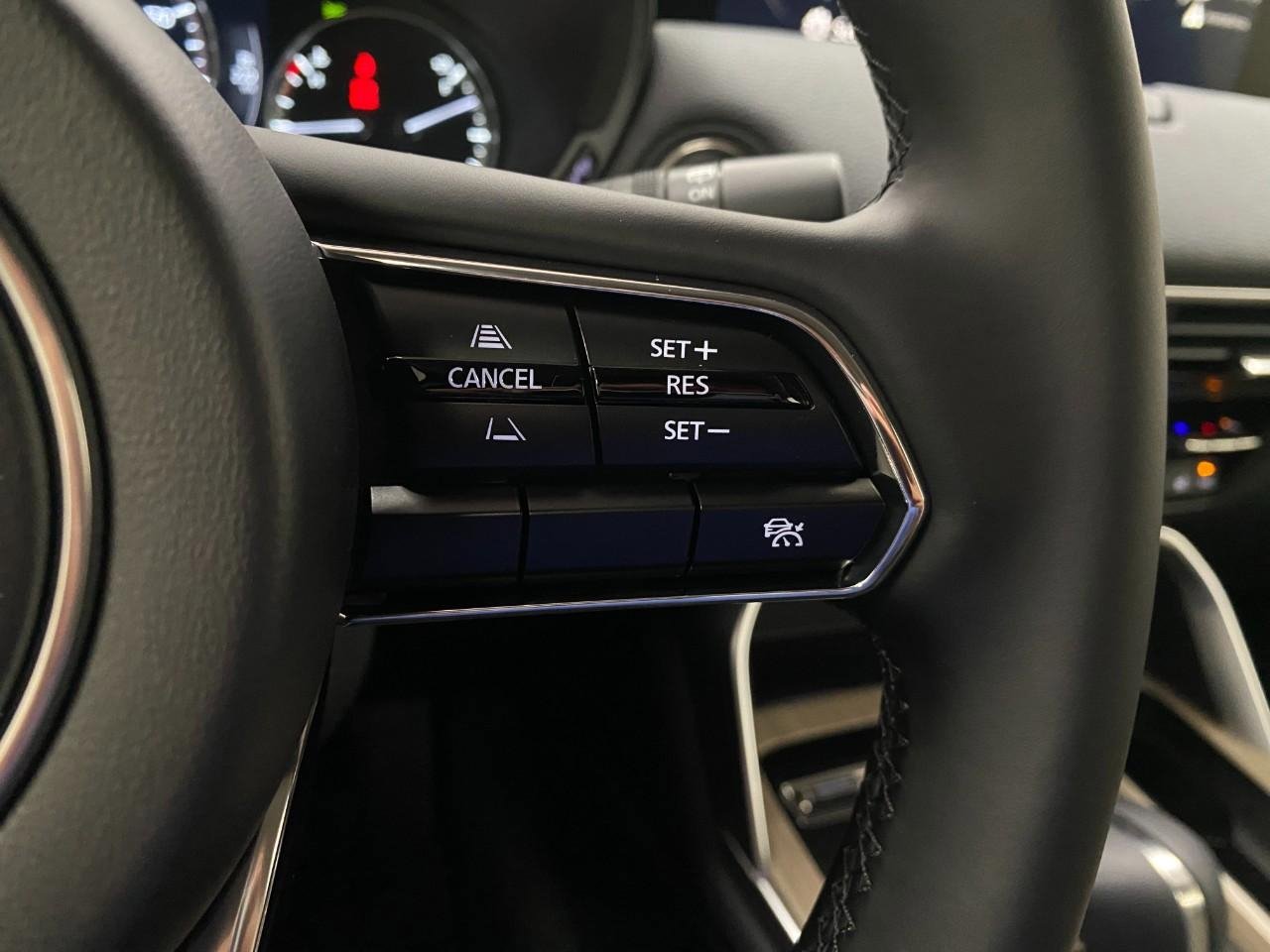 New 2025 MAZDA CX-90 3.3 Turbo w/ Preferred Package image 17
