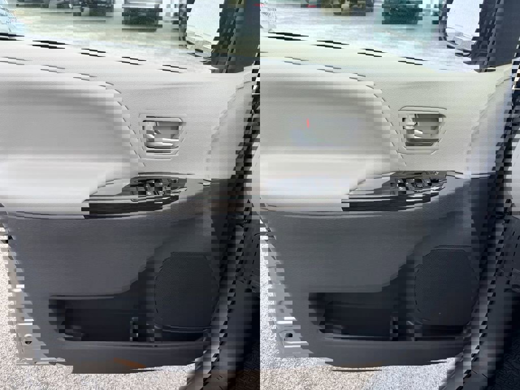 Used 2019 Toyota Sienna XLE image 24