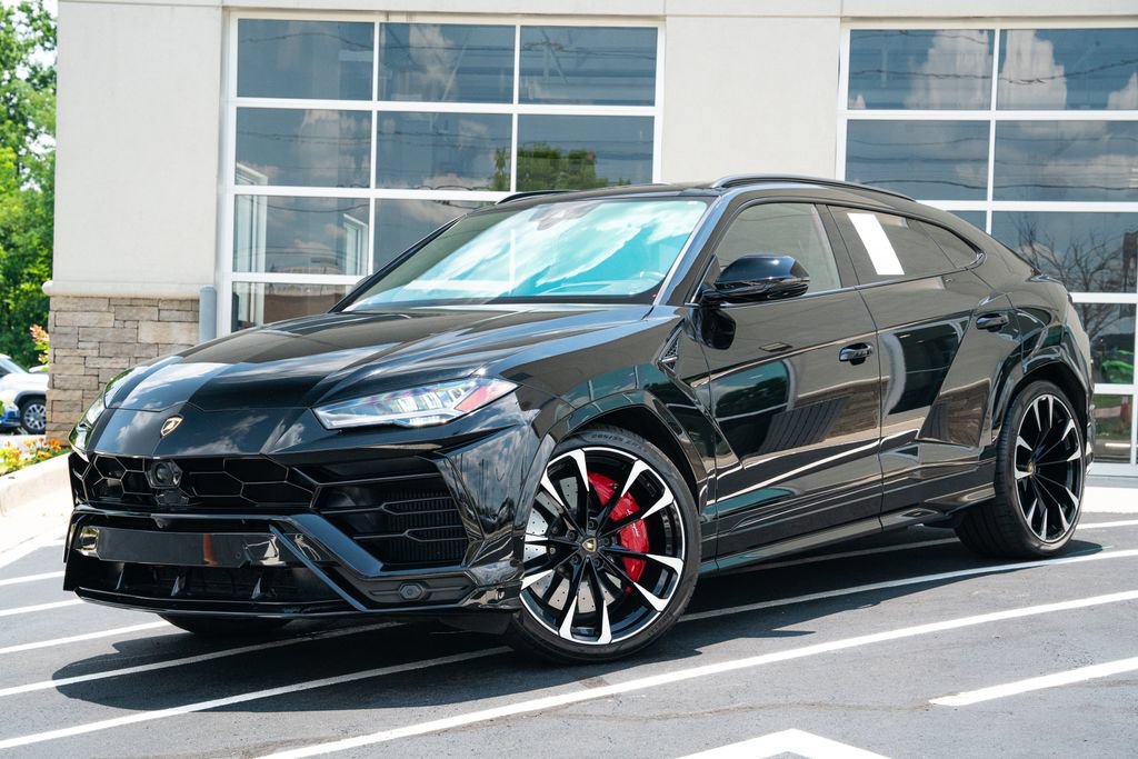 Used 2021 Lamborghini Urus AWD/4WD image 2