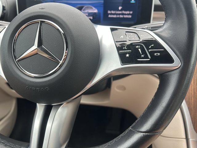 Used 2025 Mercedes-Benz C 300 Sedan image 27