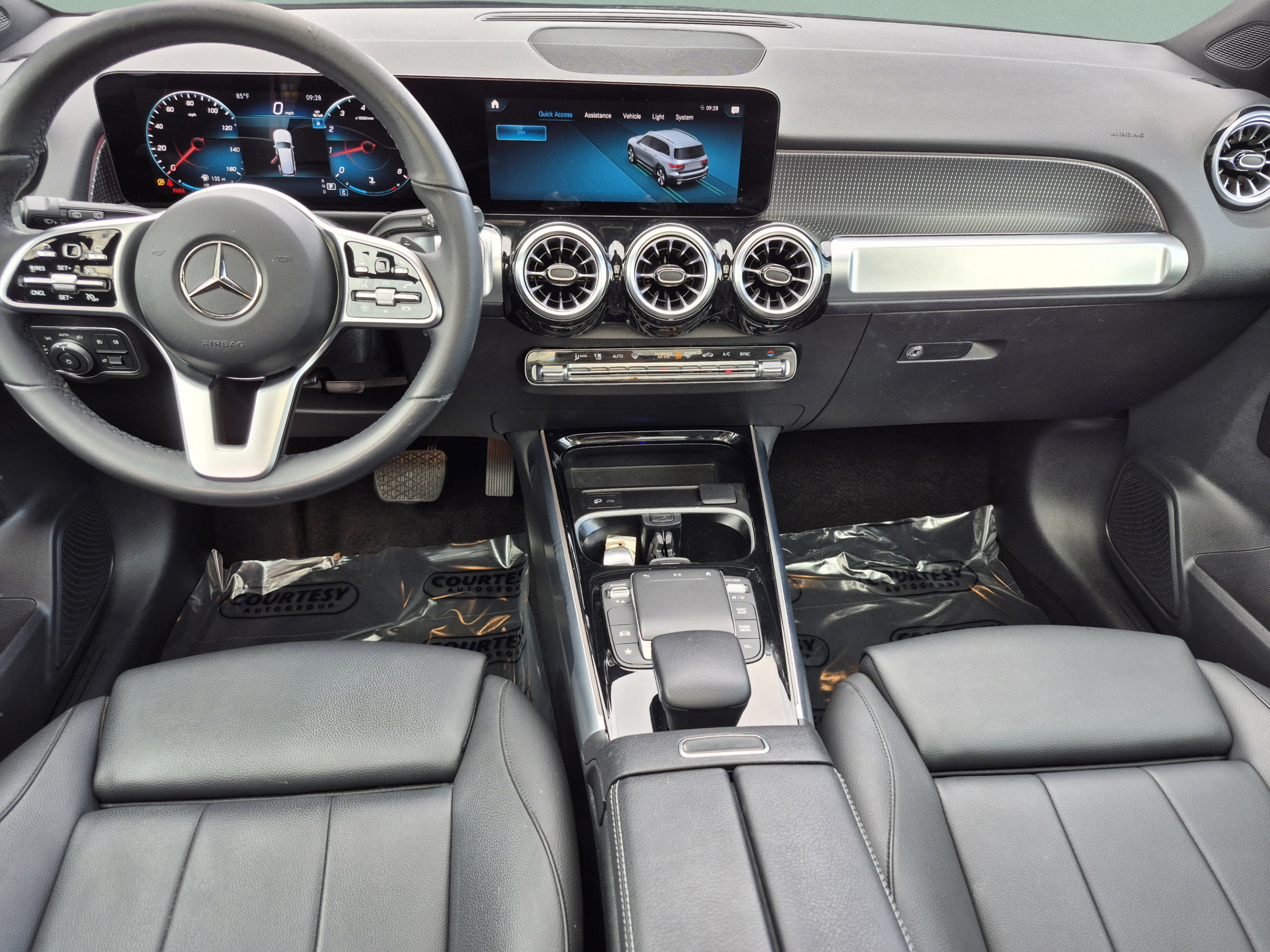 Used 2023 Mercedes-Benz GLB 250 image 15