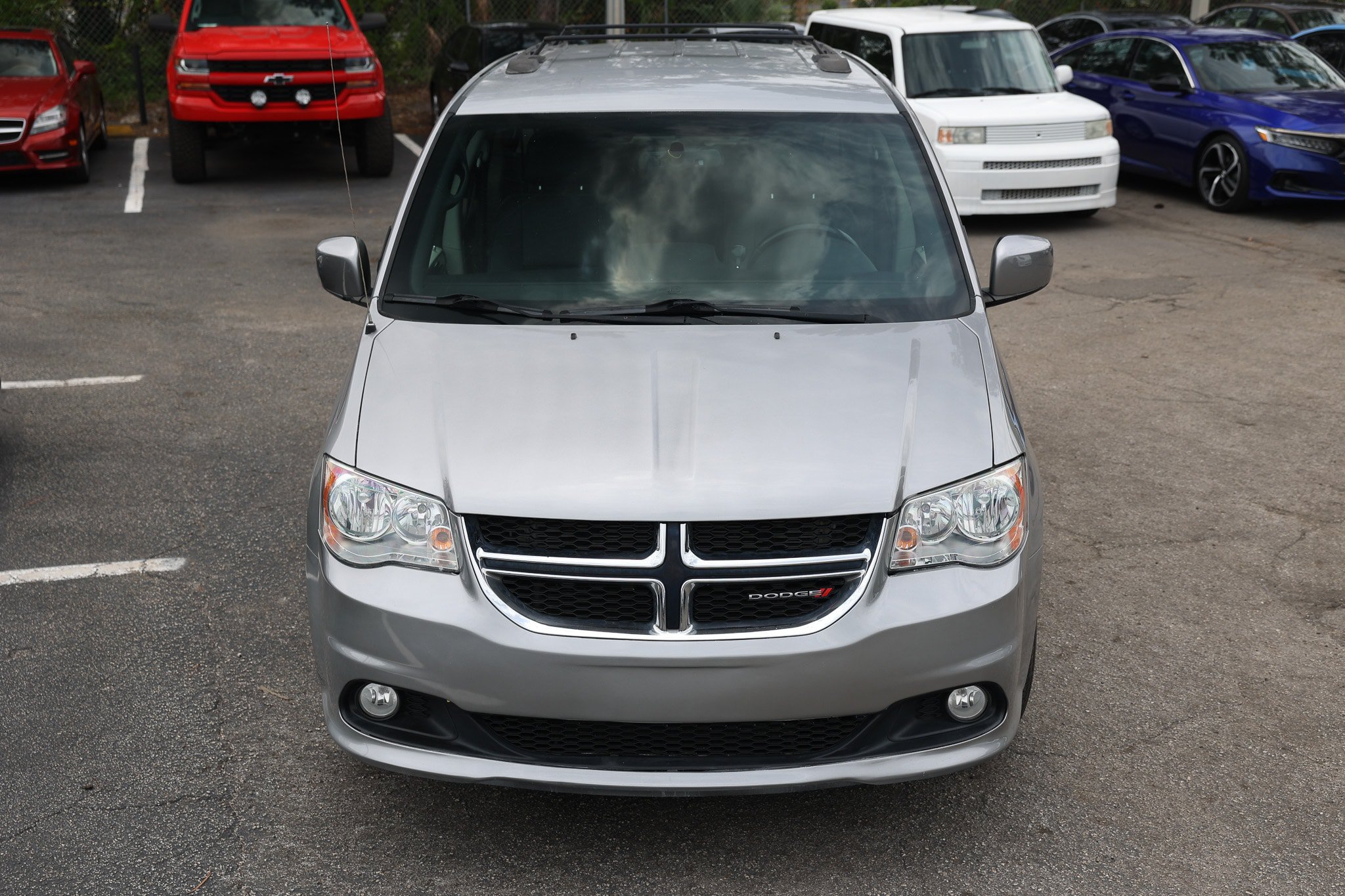 Used 2018 Dodge Grand Caravan SXT FWD image 21