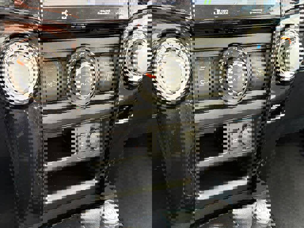 Used 2024 Toyota 4Runner TRD Off-Road Premium image 14