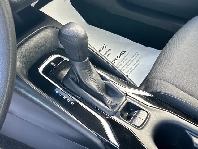 Used 2021 Toyota Corolla LE w/ Carpet Mat Package (TMS) FWD image 25