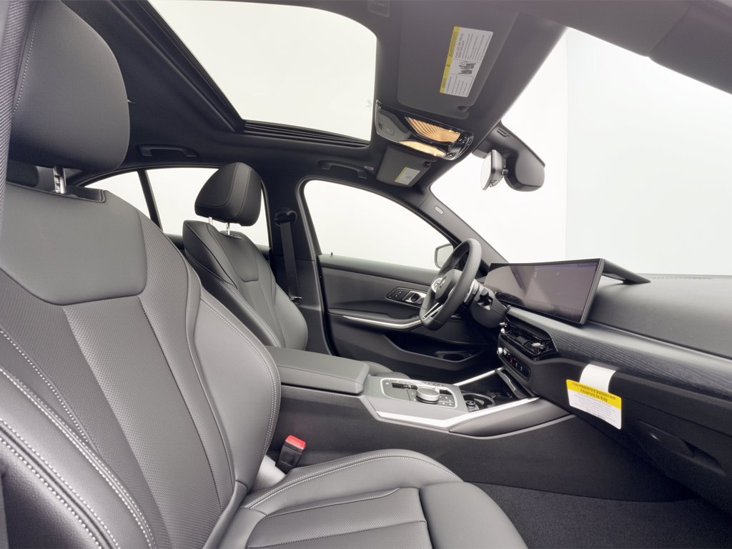New 2026 BMW 330i xDrive Sedan AWD/4WD image 30