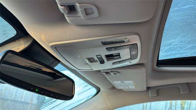 Used 2021 Toyota Sienna XLE image 21