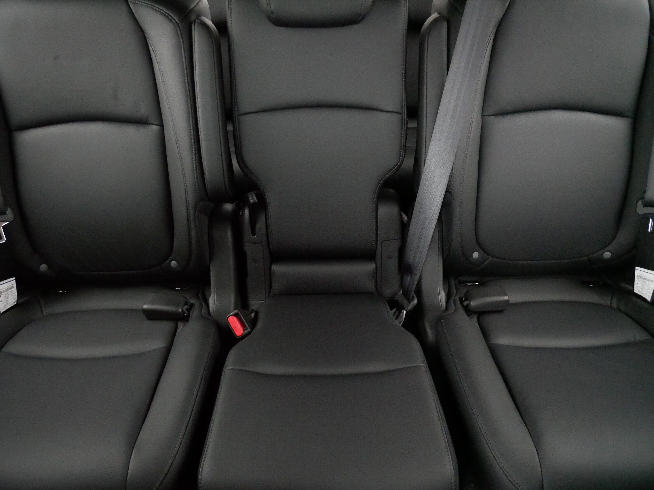 Certified 2026 Honda Odyssey EX-L image 13