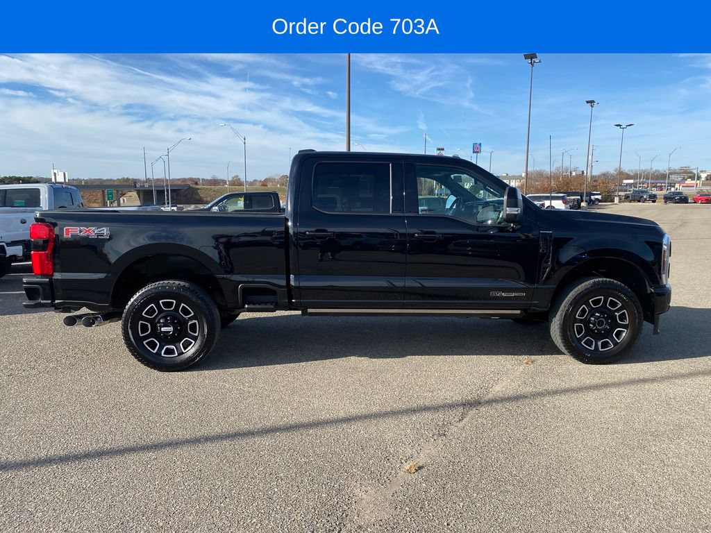Used 2025 Ford F250 Platinum w/ FX4 Off-Road Package AWD/4WD image 7