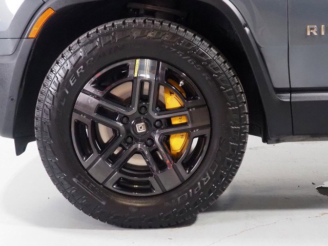 Used 2024 Rivian R1S AWD Adventure image 57