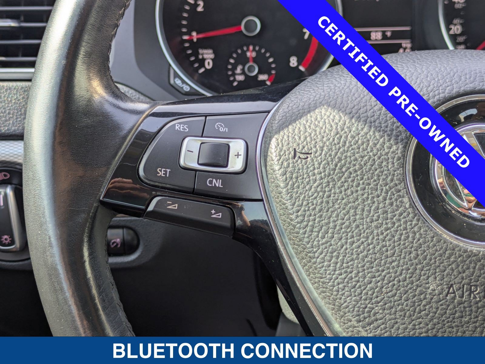 Used 2017 Volkswagen Jetta SE FWD image 23