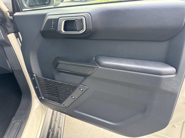Used 2025 Ford Bronco Outer Banks image 35