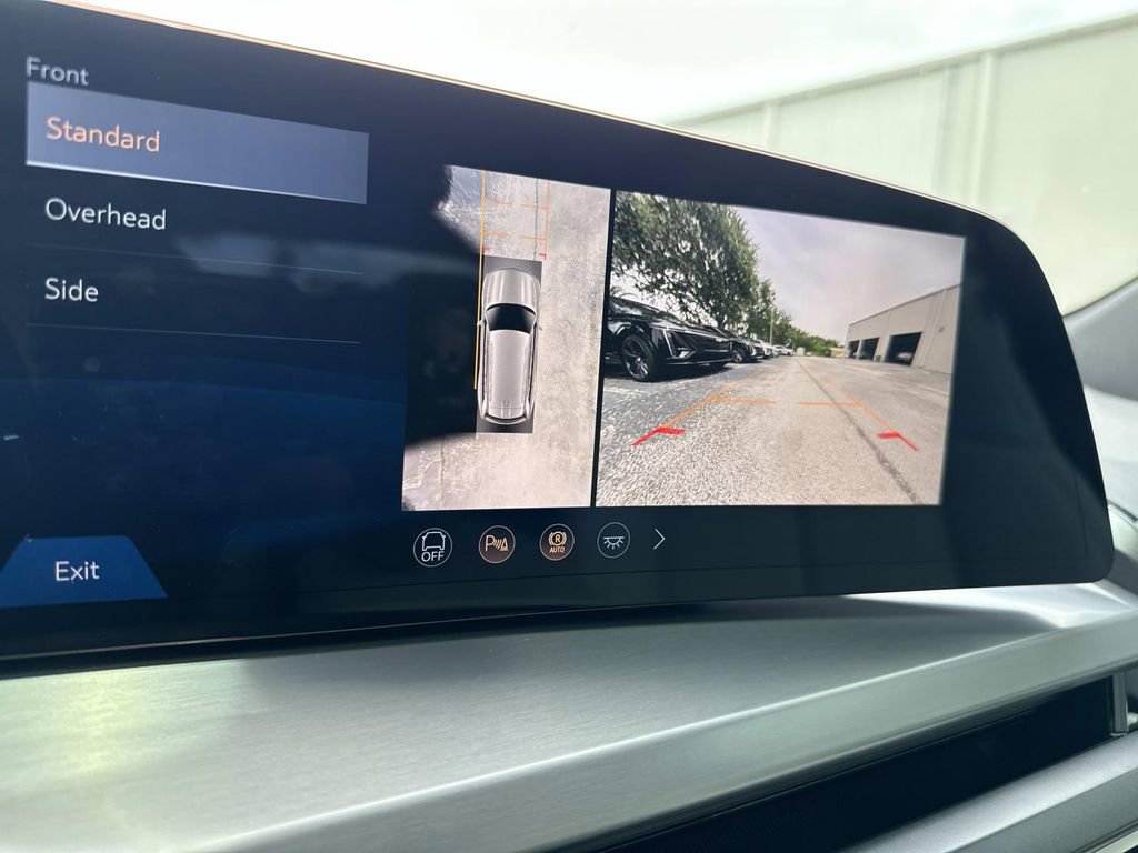 New 2026 Cadillac Vistiq Sport image 25