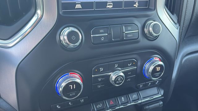 Used 2022 GMC Sierra 1500 SLT w/ SLT Convenience Package image 16