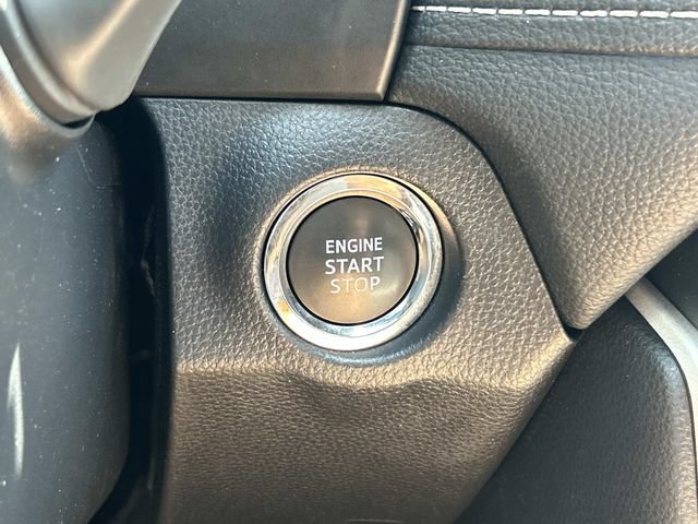 Used 2025 Toyota RAV4 XLE AWD/4WD image 26