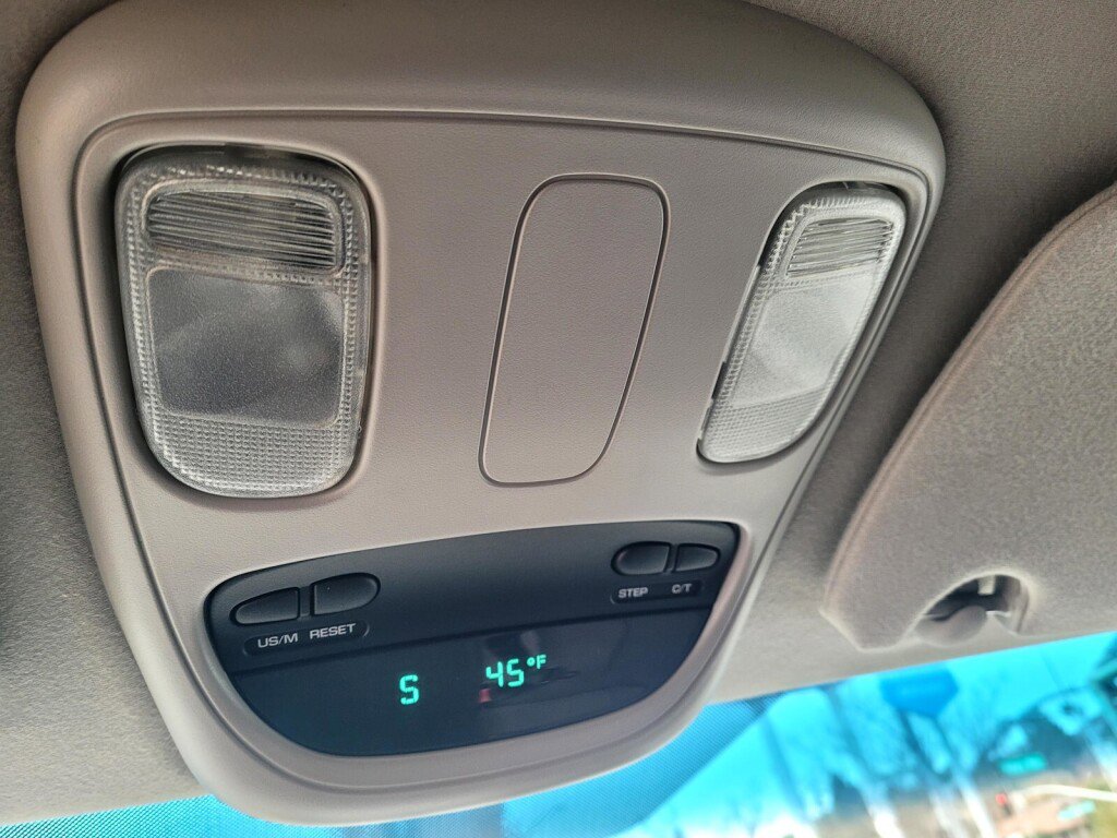 Used 2004 Dodge Ram 1500 Truck SLT image 19