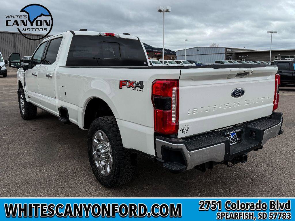 Used 2024 Ford F350 Lariat w/ Lariat Ultimate Package image 3