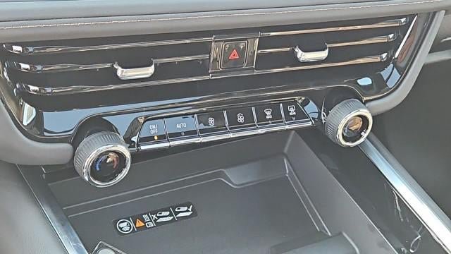 New 2026 Chevrolet Suburban High Country w/ LPO, Get Active Package RWD image 18