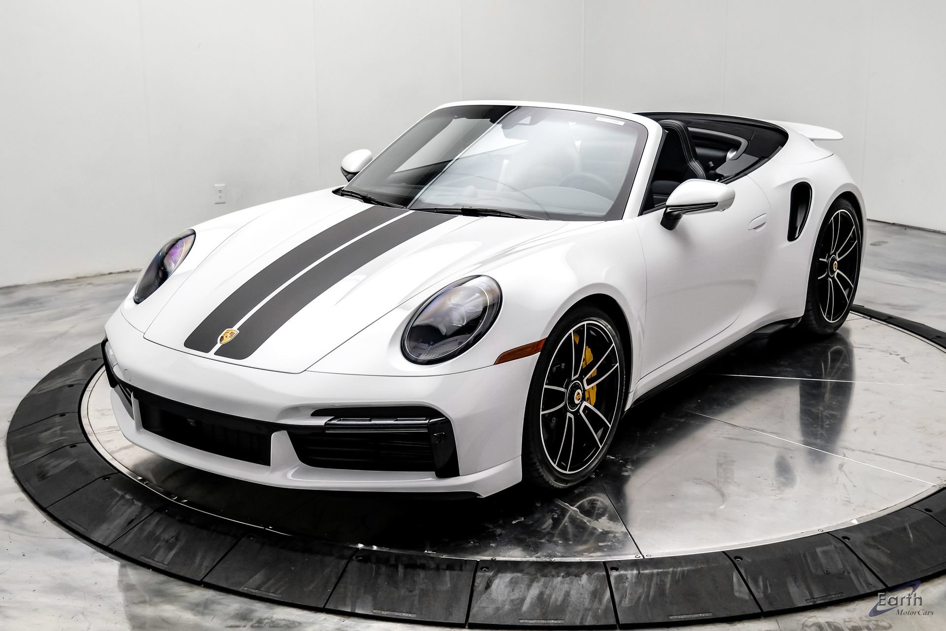 Used 2024 Porsche 911 Turbo S AWD/4WD image 6