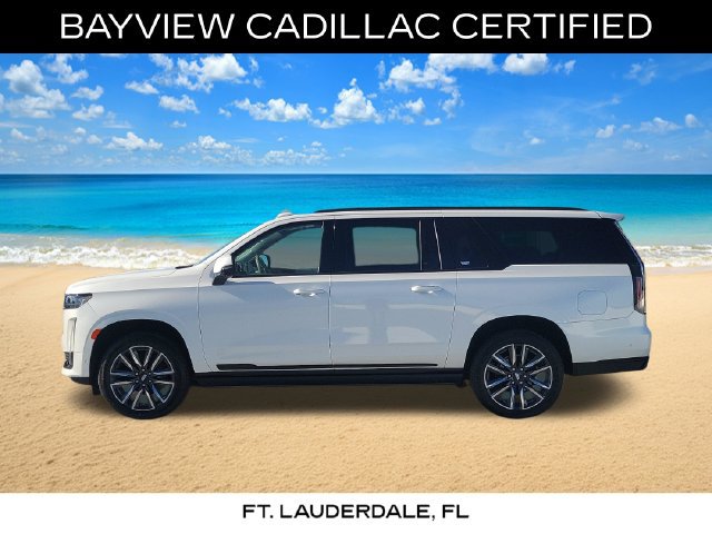Used 2022 Cadillac Escalade ESV Sport Platinum RWD image 2