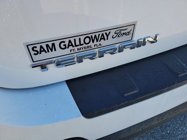 Used 2015 GMC Terrain SLT w/ Safety Package image 10