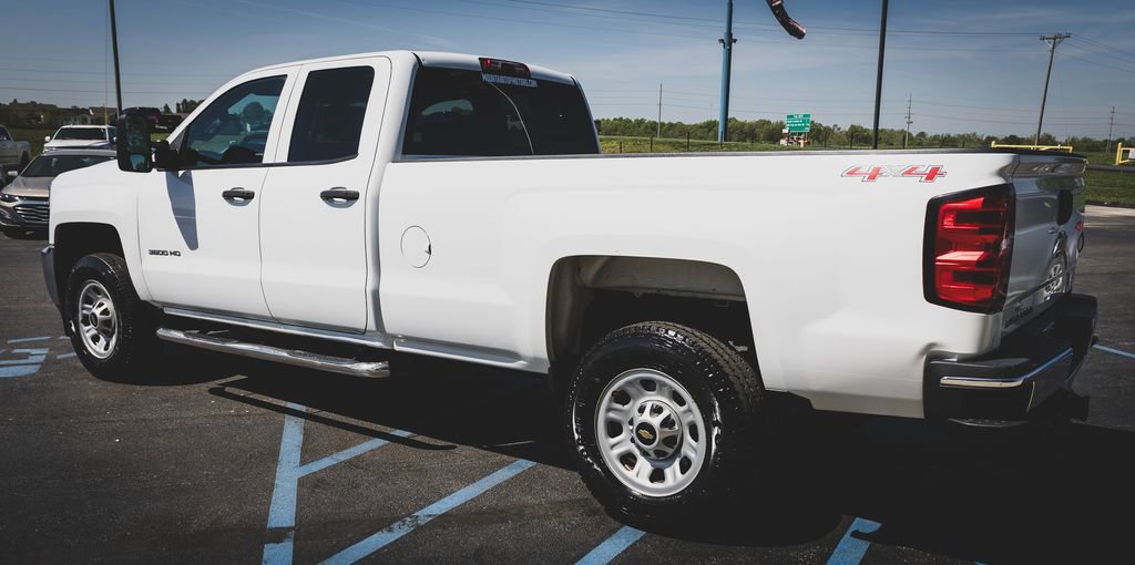 Used 2015 Chevrolet Silverado 3500 W/T w/ WT Convenience Package AWD/4WD image 8